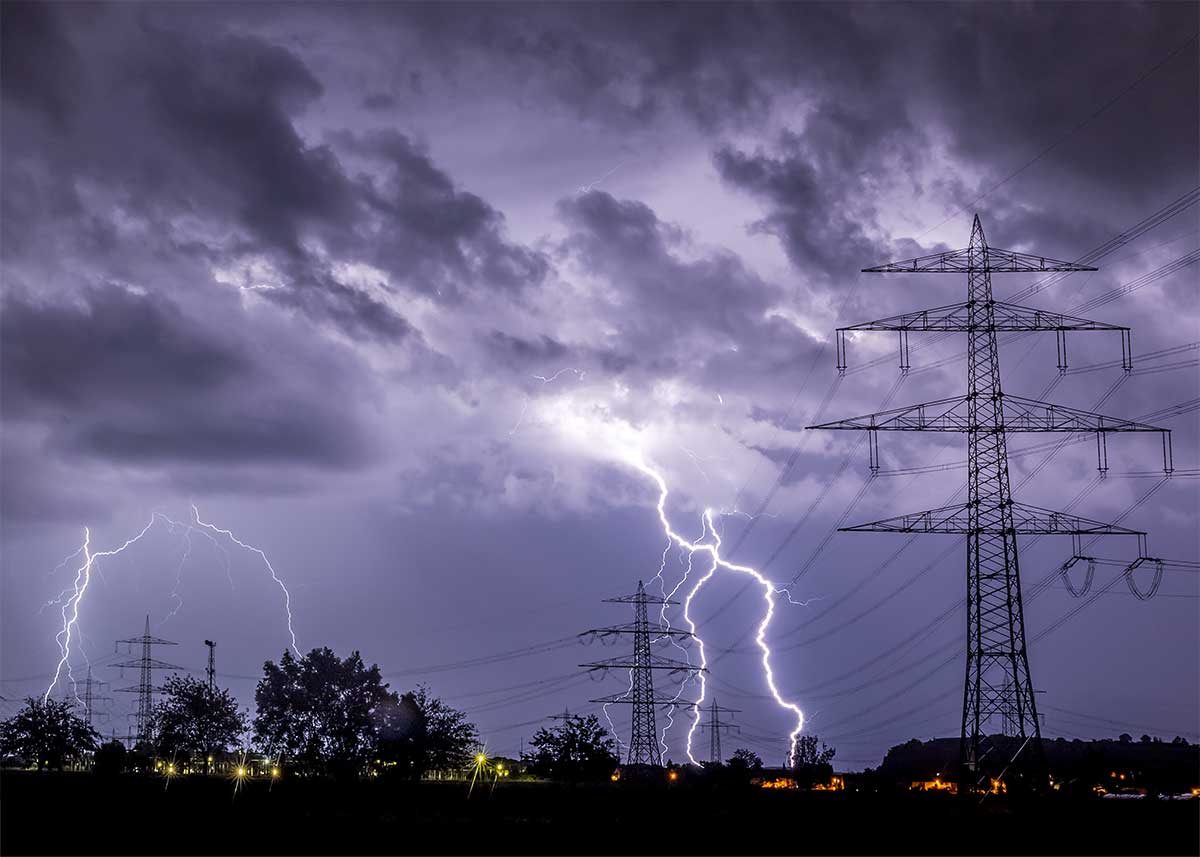 Lightning Strike into Powerlines